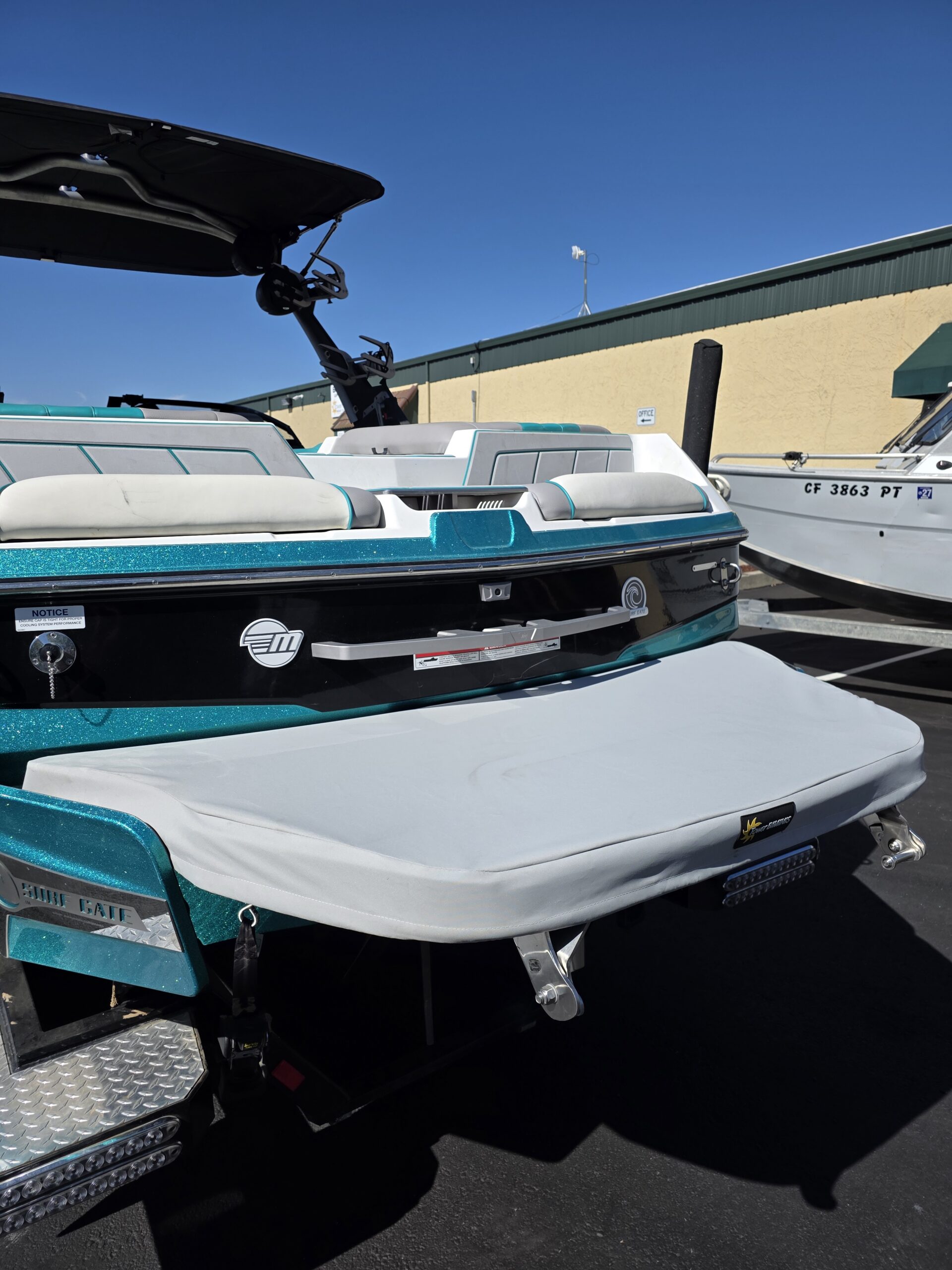 2023 Malibu 23 LSV Swim platform cover